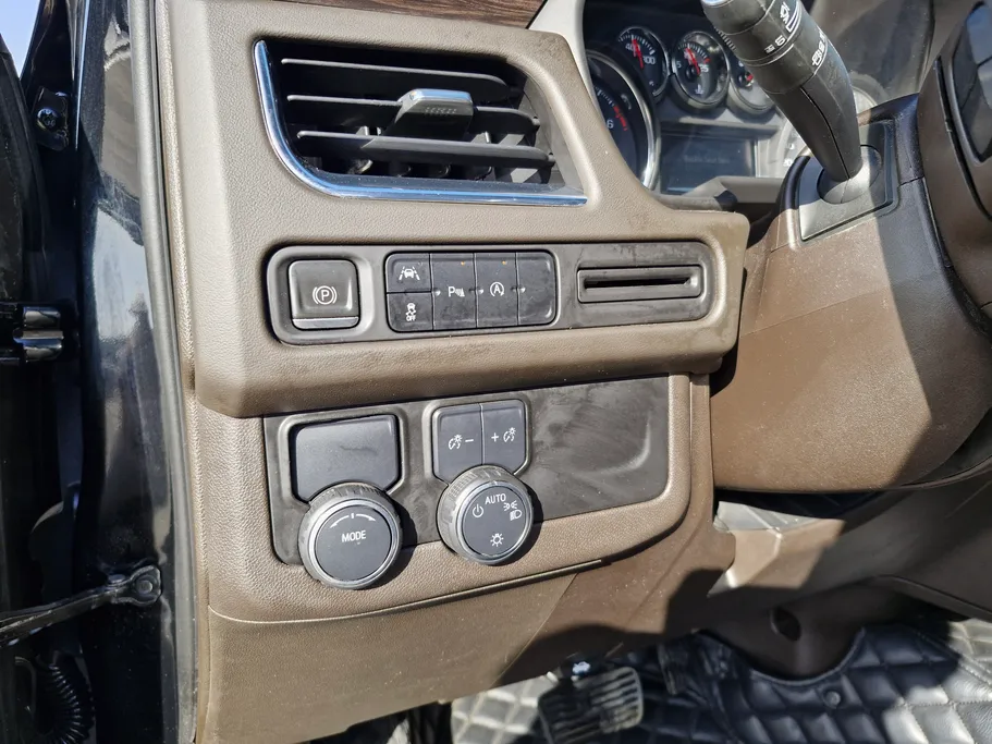 2023 Chevrolet Suburban LS 