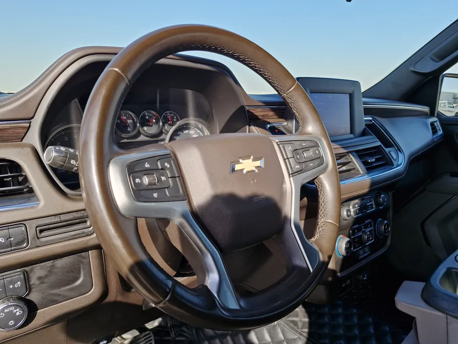2023 Chevrolet Suburban LS 