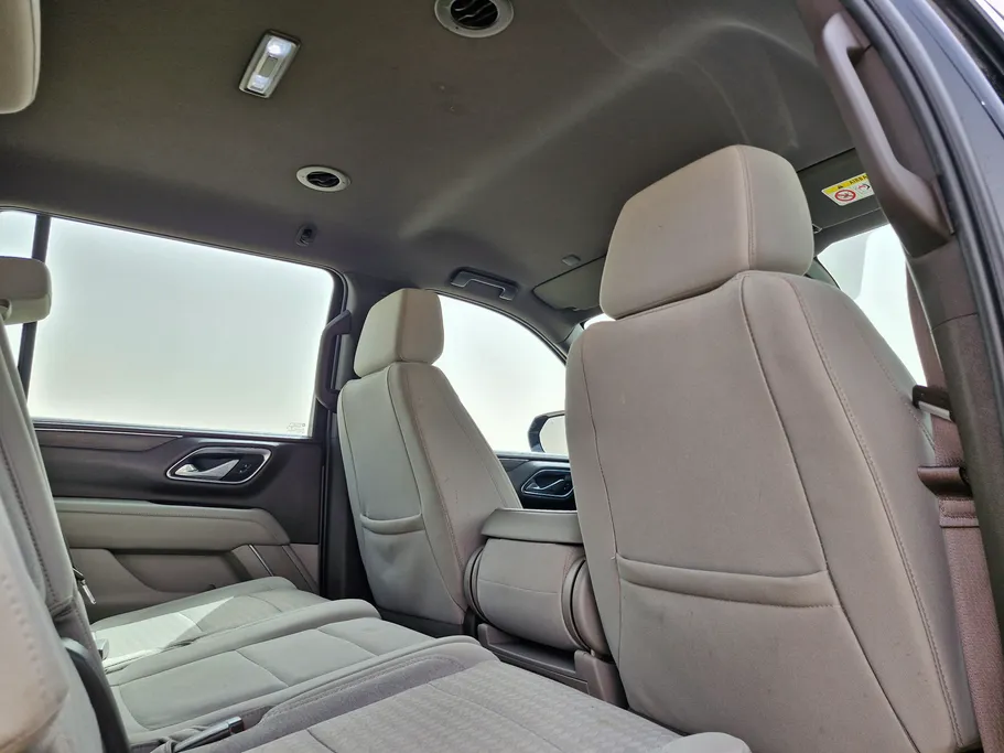 2023 Chevrolet Suburban LS 