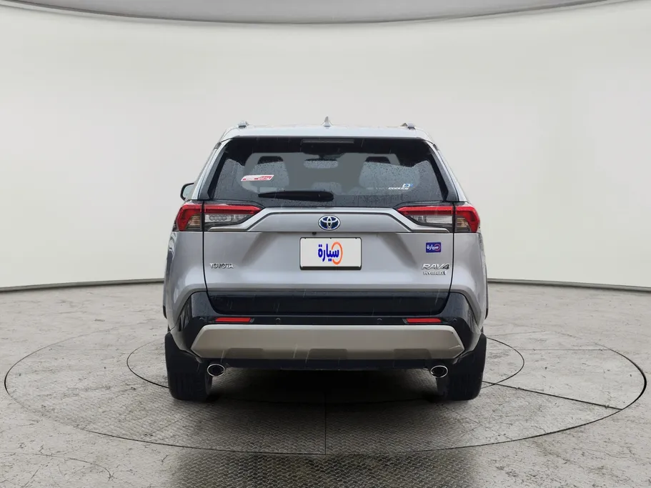2024 Toyota RAV4 XLE HEV 