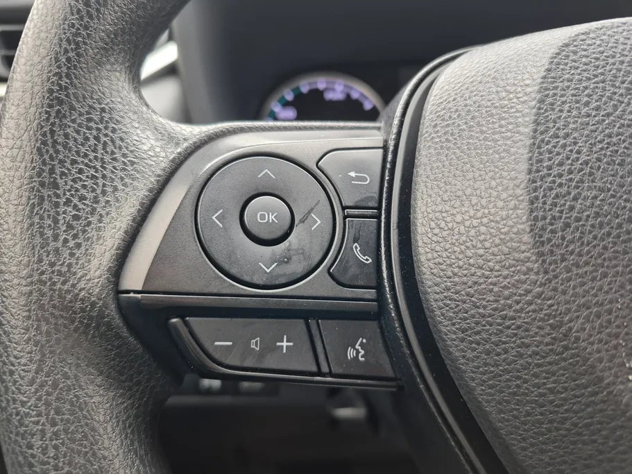 2024 Toyota RAV4 XLE HEV 