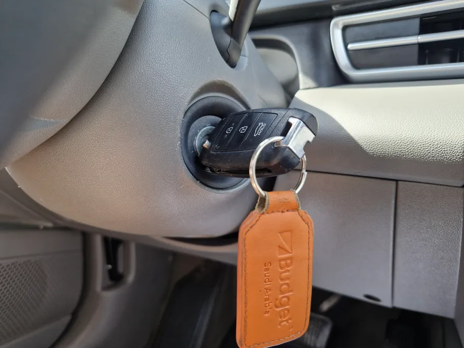 2024 Hyundai Elantra Smart 