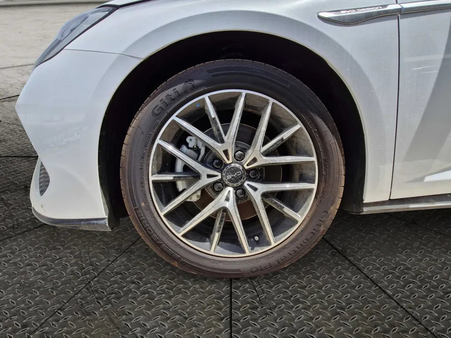 2026 BYD Seal 7 Premium 