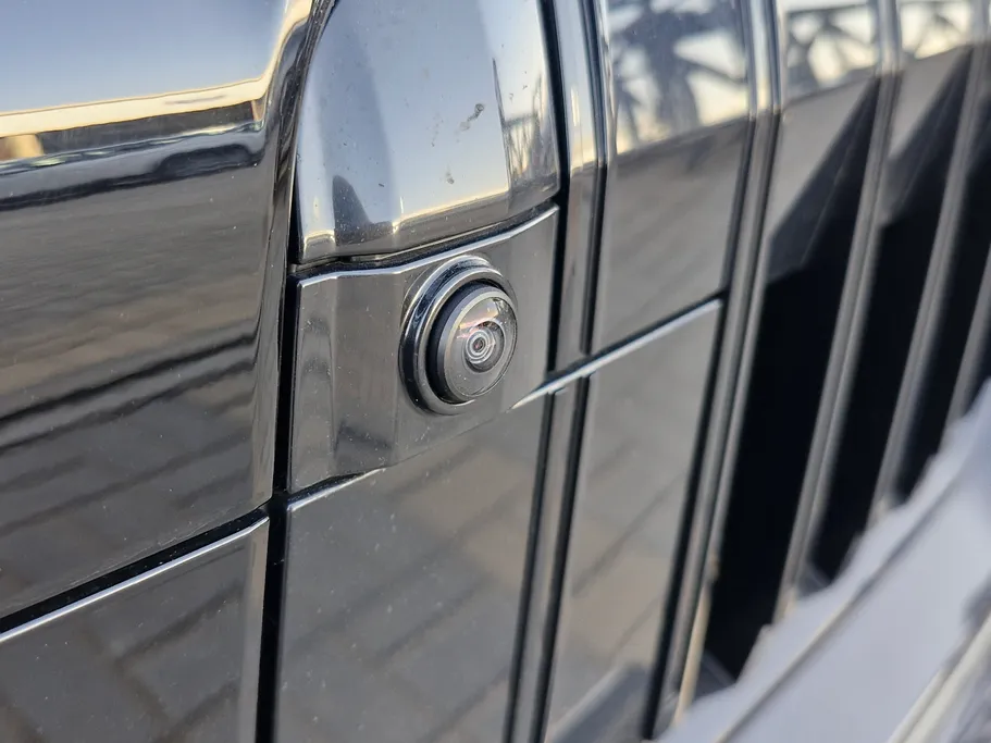 بي ام دبليو الفئة الخامسة 520i 2024 