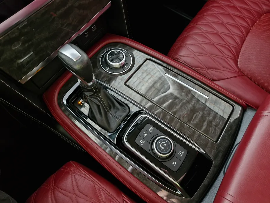 2024 Nissan Patrol Platinum 