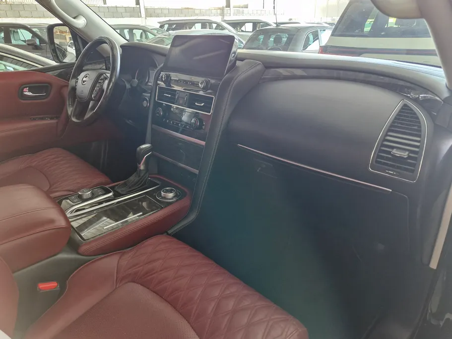 2024 Nissan Patrol Platinum 