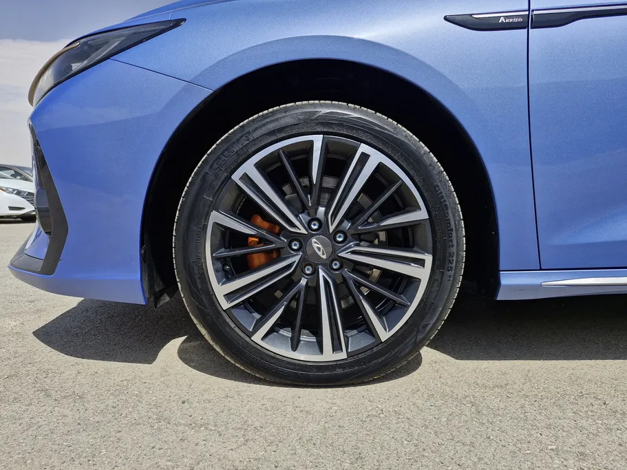 شيري اريزو 8 لاكجرى 2024 