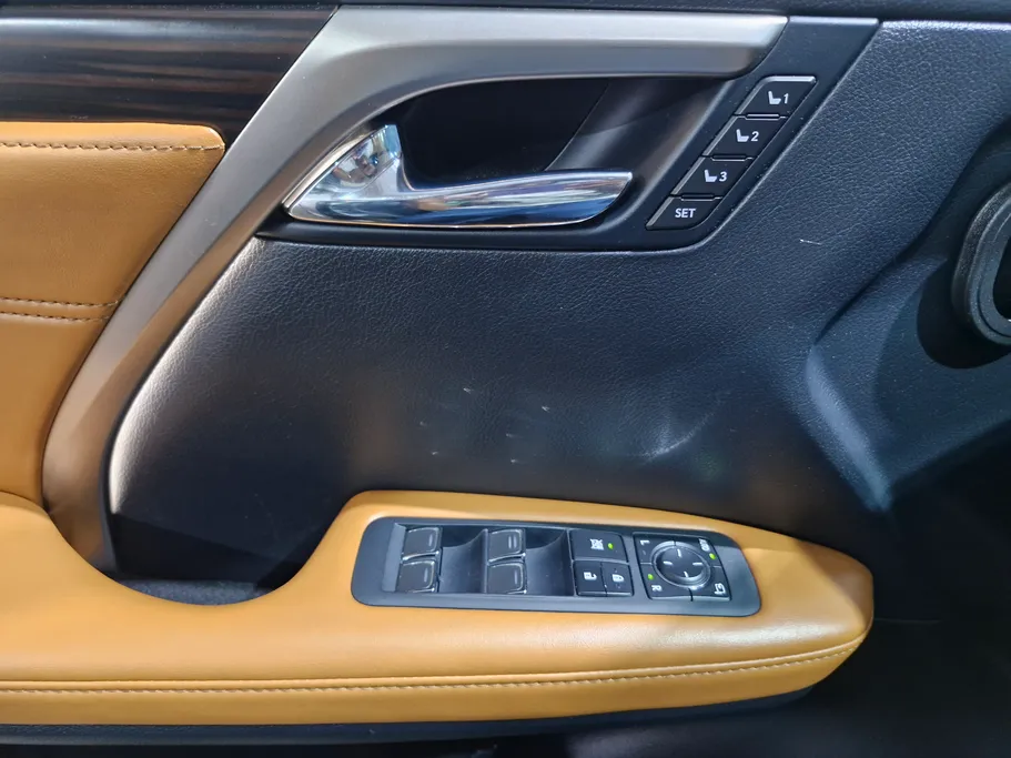 لكزس RX 450 H 2020 