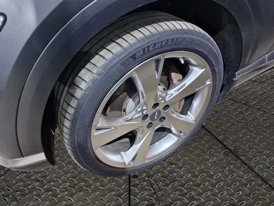 2024 Genesis GV80 Royal 