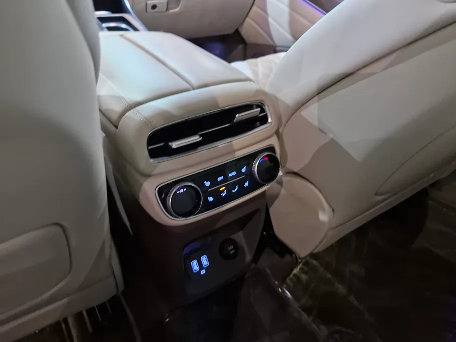 جينيسيس GV80 Royal 2024 