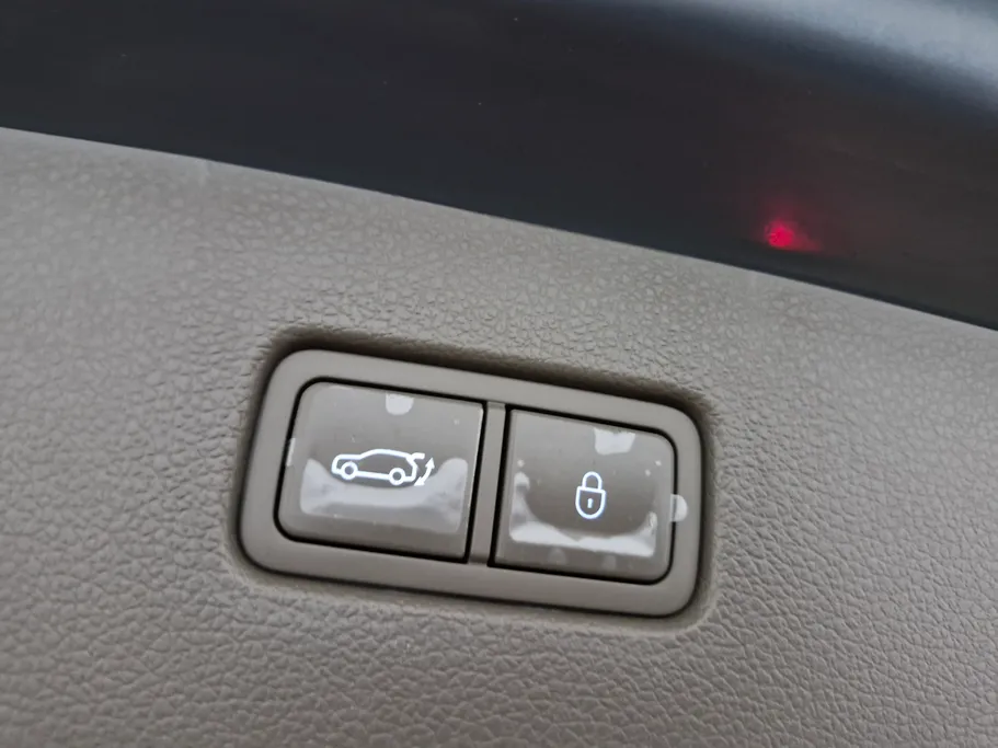 جينيسيس GV80 Royal 2024 