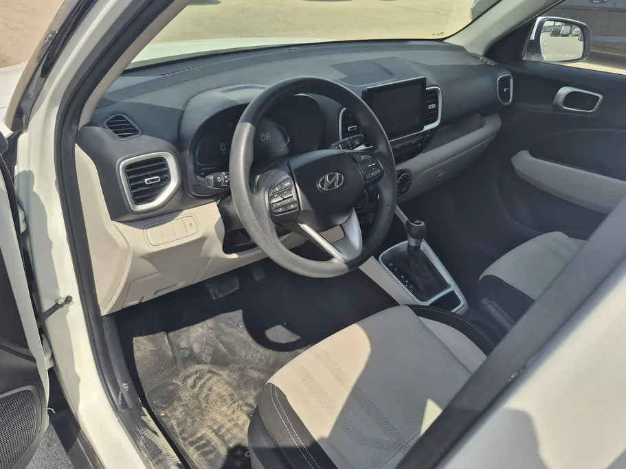 2024 Hyundai Venue Smart 