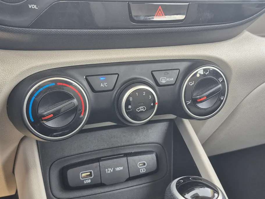 2024 Hyundai Venue Smart 