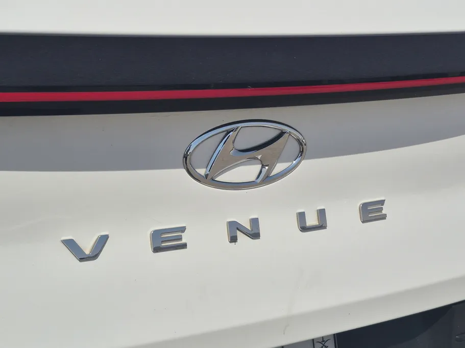 2024 Hyundai Venue Smart 