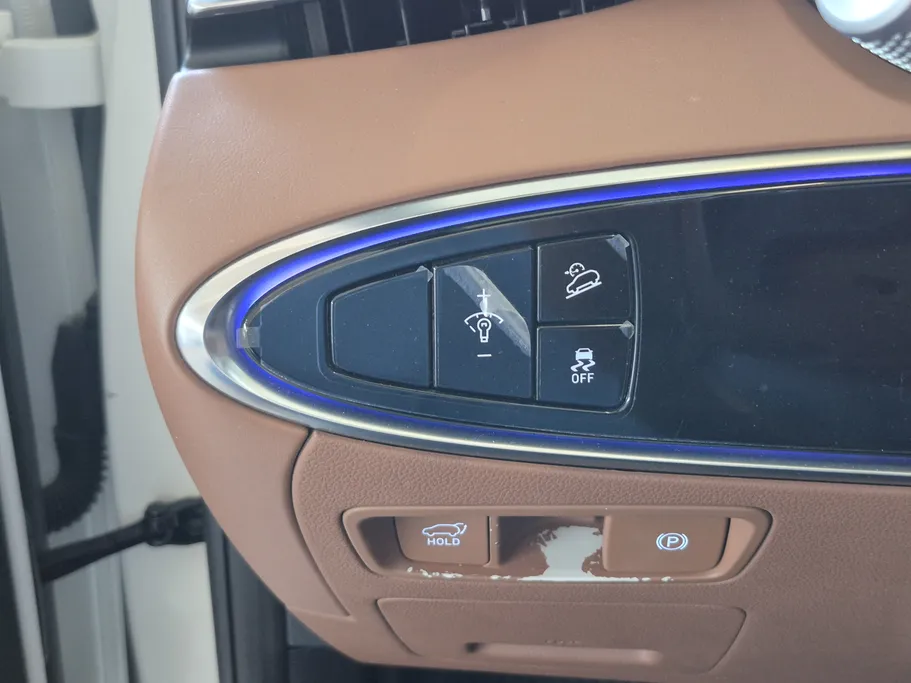 جينيسيس GV70 بريستيج 2023 