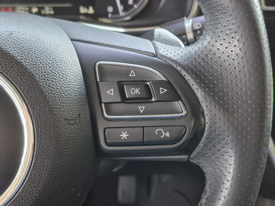 ام جي RX8 DEL 2021 