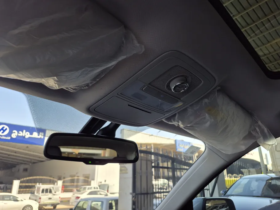 ام جي RX8 DEL 2021 