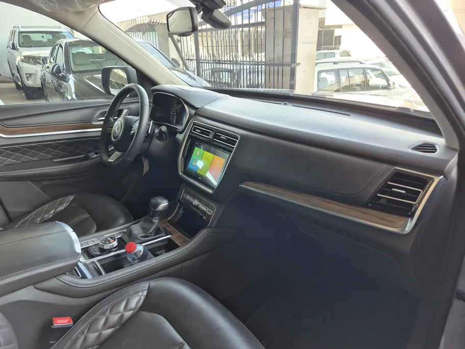 ام جي RX8 DEL 2021 