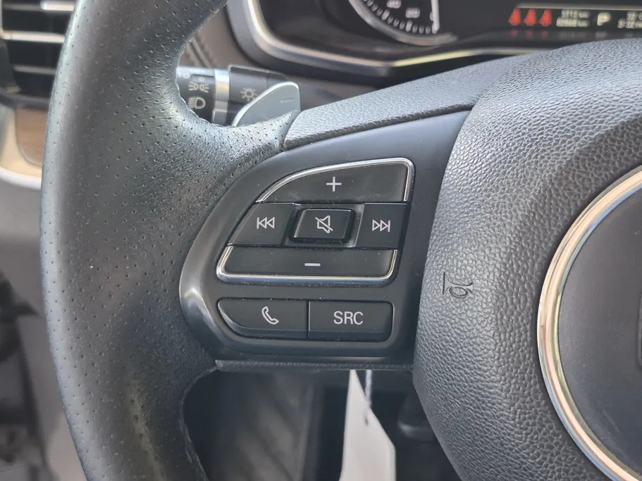 ام جي RX8 DEL 2021 