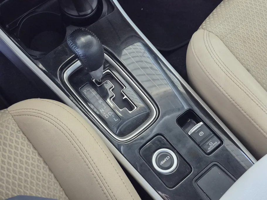 ميتسوبيشي اوتلاندر GLX 2021 