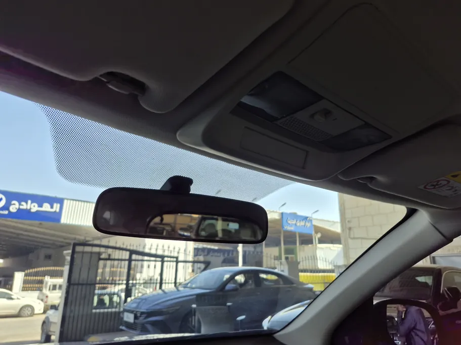 ميتسوبيشي اوتلاندر GLX 2021 