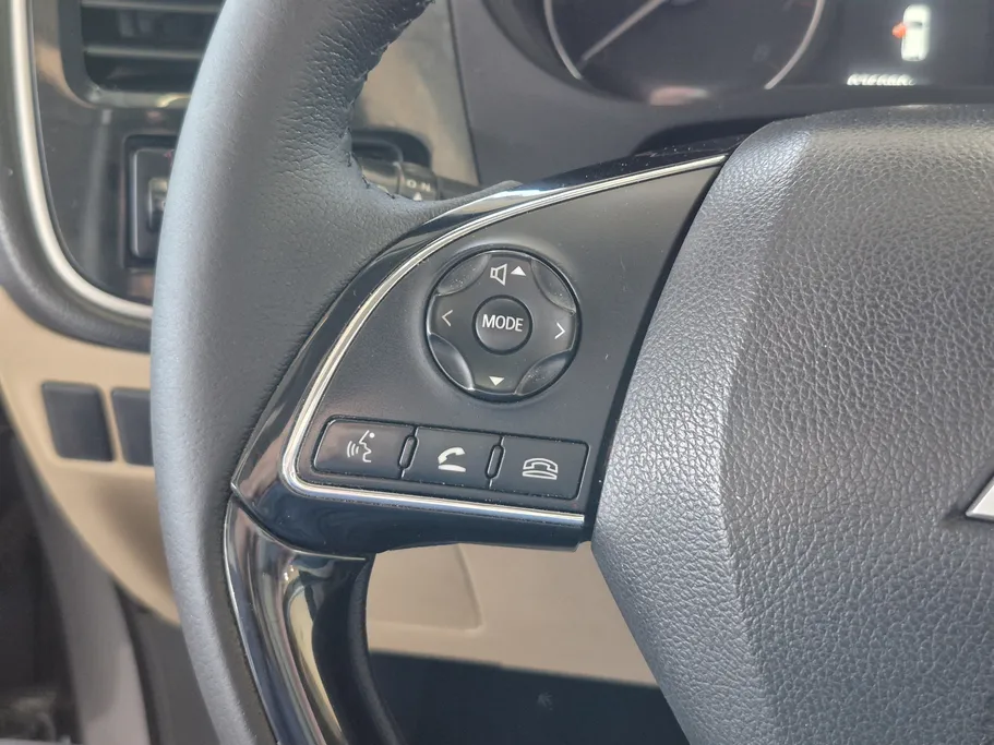 ميتسوبيشي اوتلاندر GLX 2021 