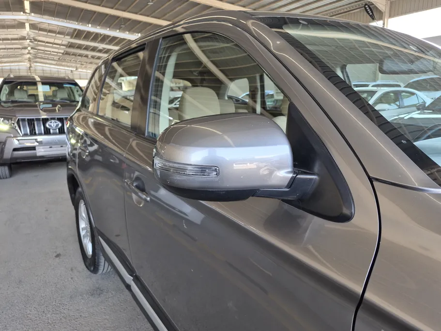 ميتسوبيشي اوتلاندر GLX 2021 