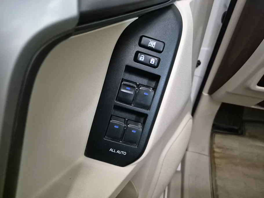 2023 Toyota Prado TXL 