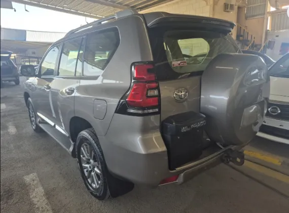 تويوتا برادو VX1 2021 