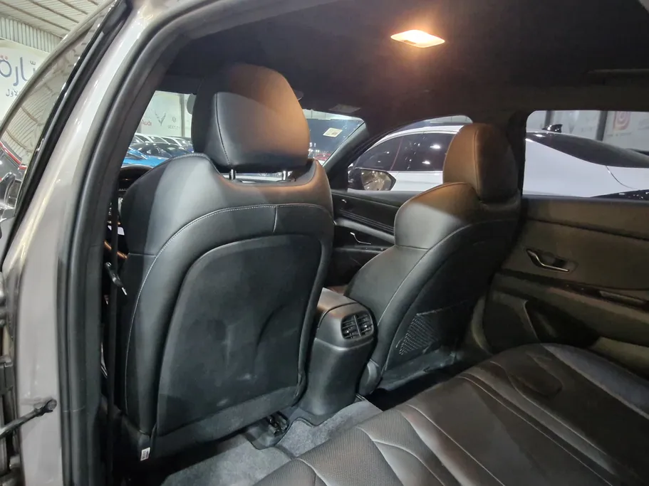 هيونداي أفانتي  2023 