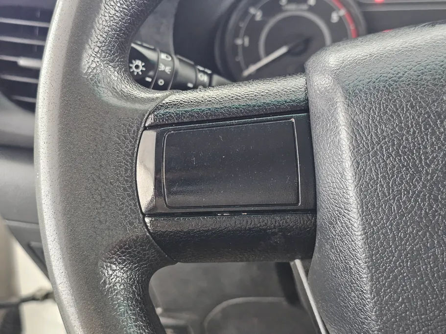 تويوتا هايلكس GL DSL 2022 