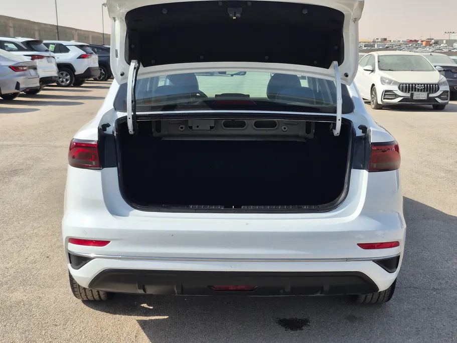 2023 Geely Emgrand GF 