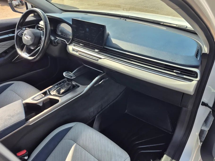 2023 Geely Emgrand GF 