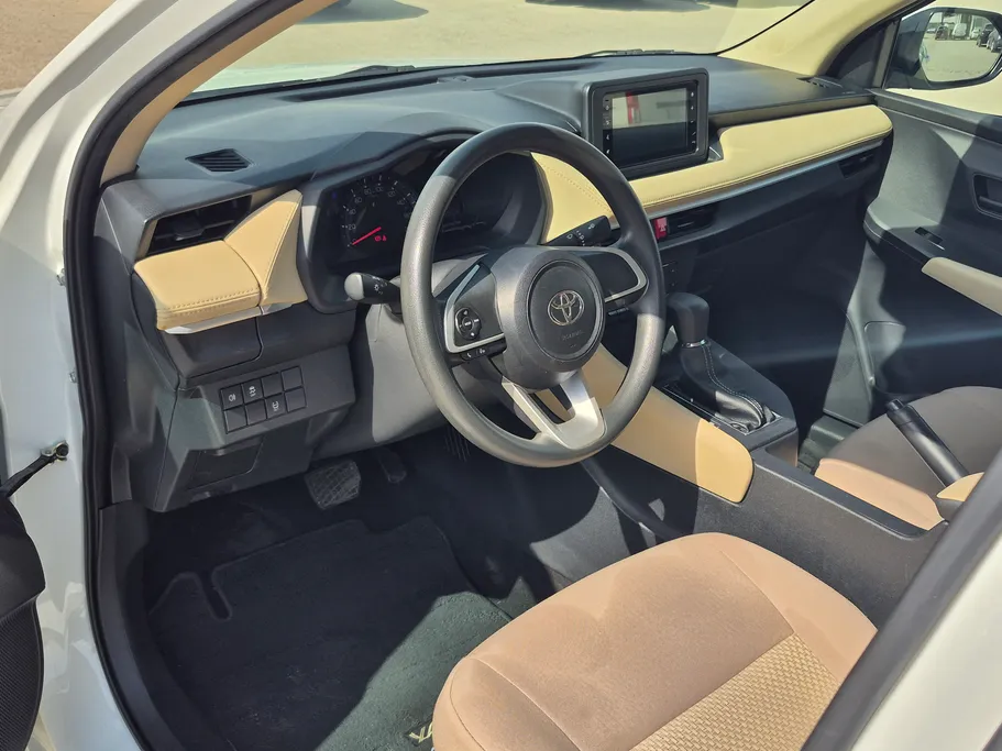 تويوتا يارس Y 2023 