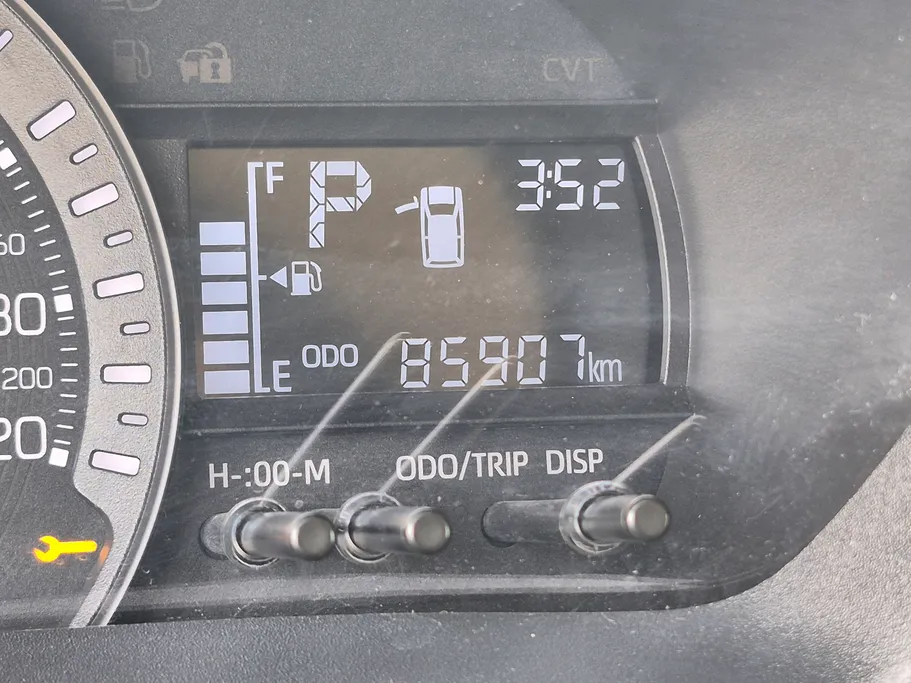 تويوتا يارس Y 2023 