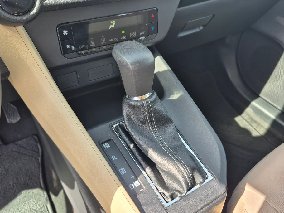 تويوتا يارس Y 2023 