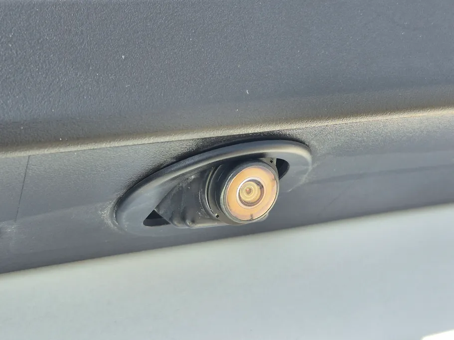 تويوتا يارس Y 2023 