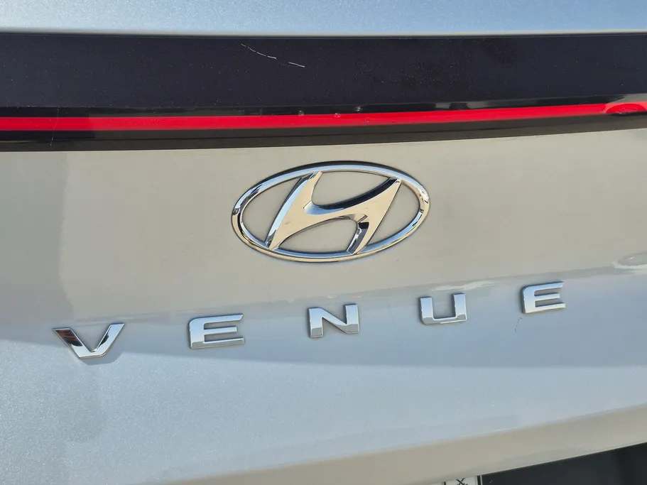 2024 Hyundai Venue Smart 