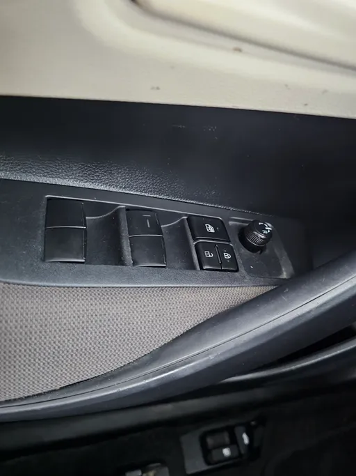 تويوتا كورولا XLI 2023 