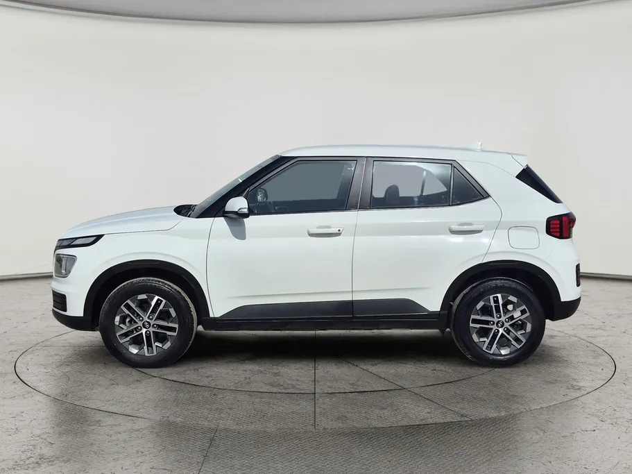 2024 Hyundai Venue Smart 