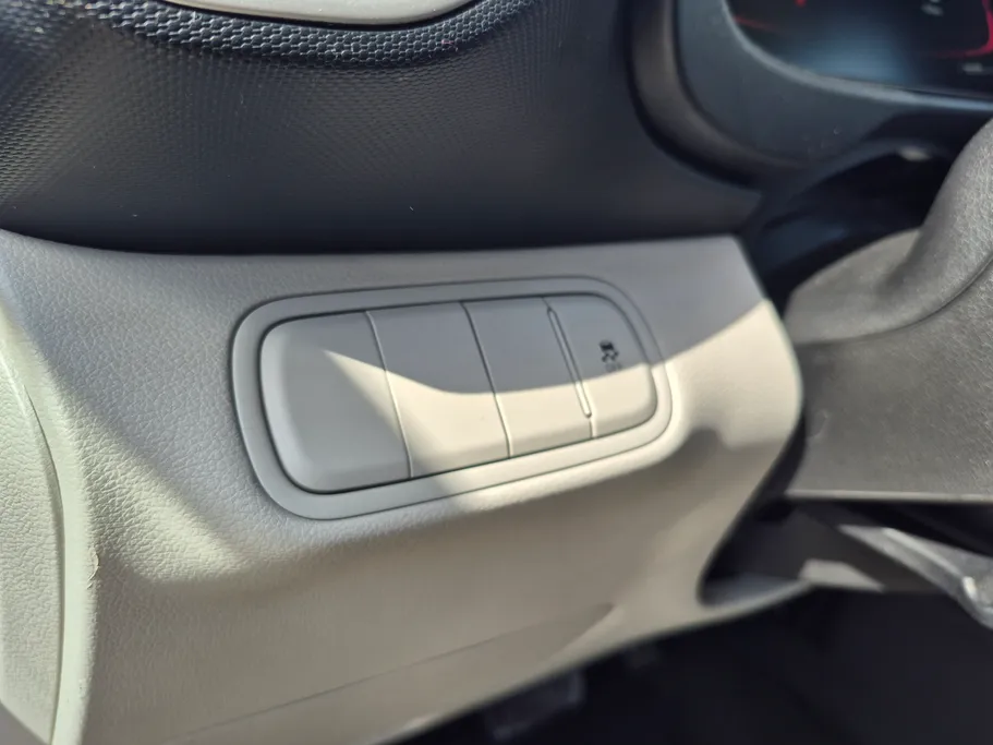 2024 Hyundai Venue Smart 