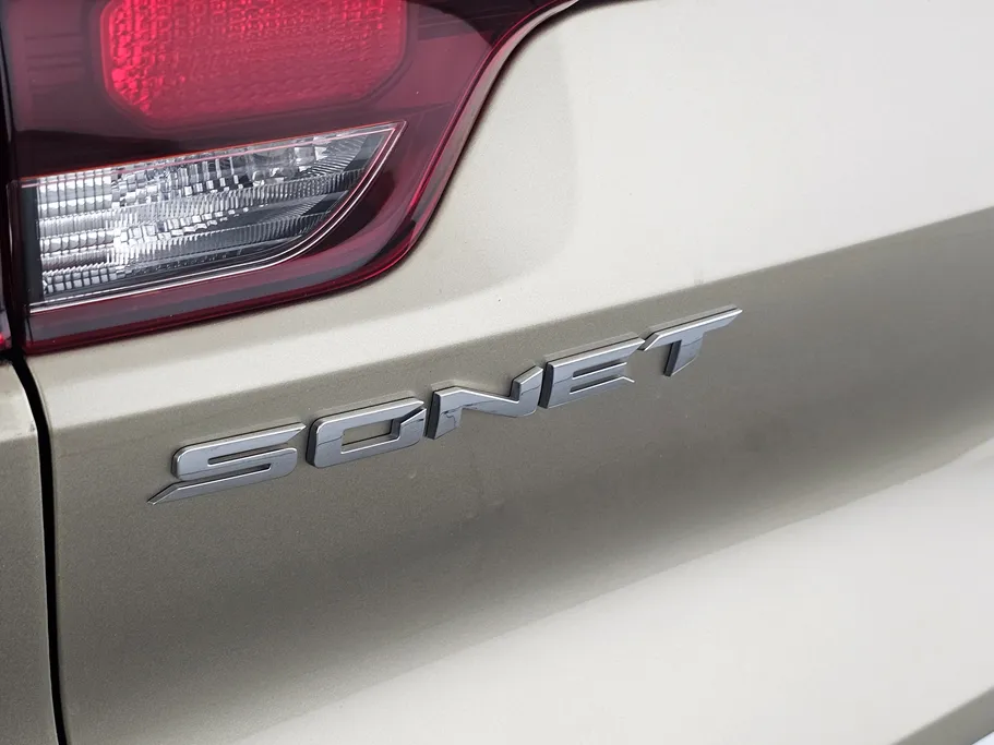 كيا سونيت LX 2021 