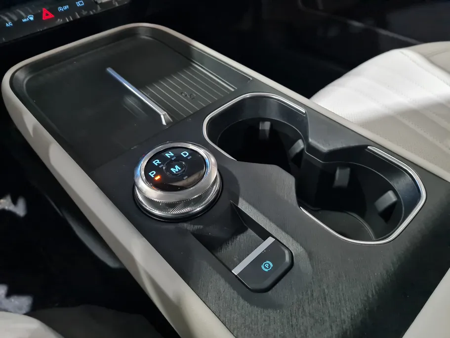 فورد تورس ترند الإصدار الجديد 2026 