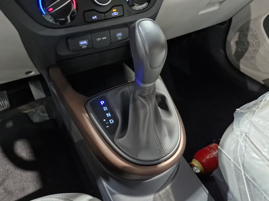 هيونداي Grand i10 فلييت 2024 