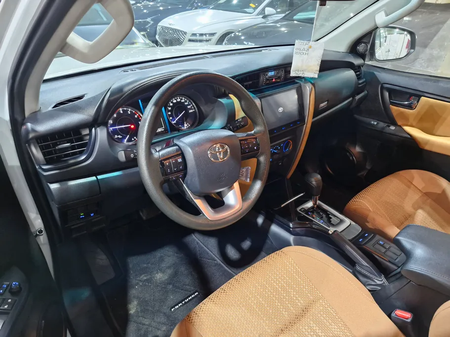 2025 Toyota Fortuner GX2 4x2 