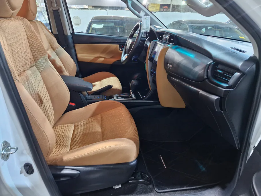 2025 Toyota Fortuner GX2 4x2 