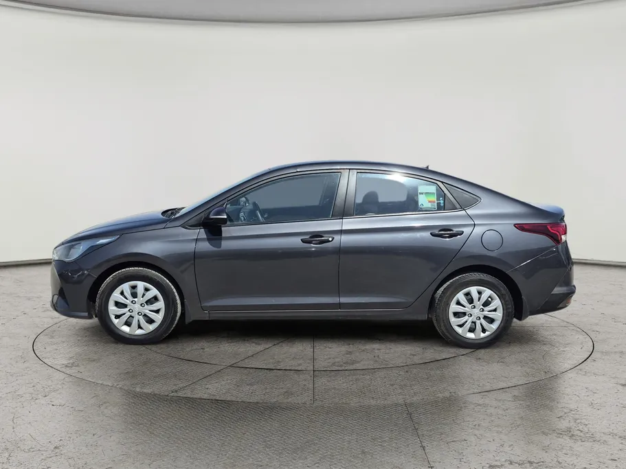 هيونداي اكسنت سمارت 2023 