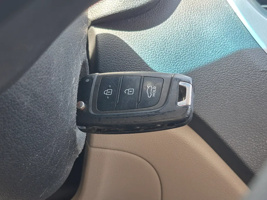 هيونداي اكسنت سمارت 2023 