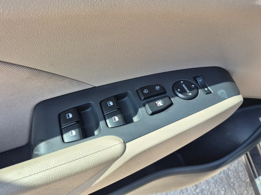 هيونداي اكسنت سمارت 2023 