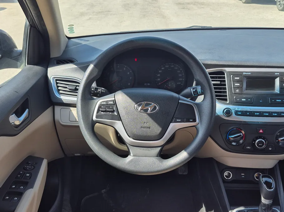 هيونداي اكسنت سمارت 2023 